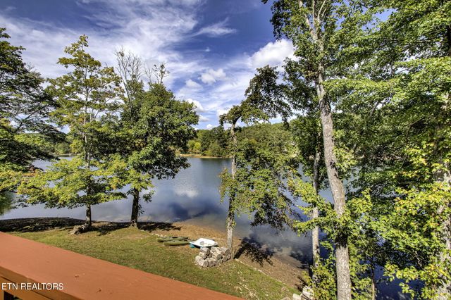 511 Laurel Lake Circle Circle, Madisonville, TN 37354