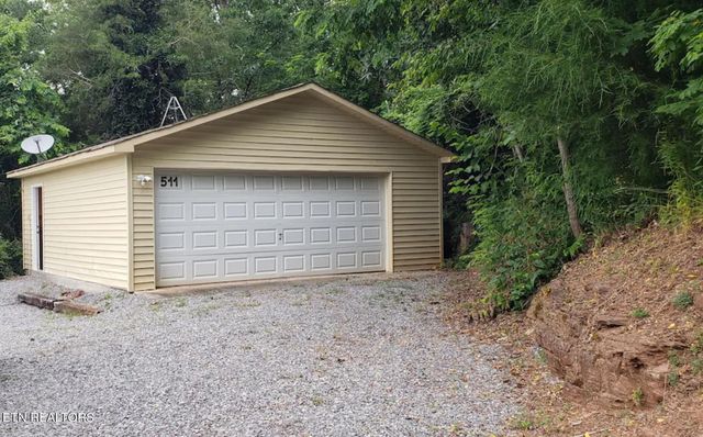 511 Laurel Lake Circle Circle, Madisonville, TN 37354