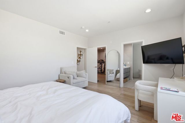 1238 S Holt Avenue 5, Los Angeles, CA 90035
