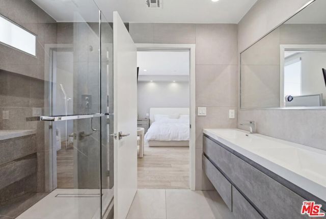 1238 S Holt Avenue 5, Los Angeles, CA 90035