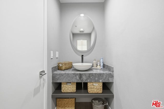 1238 S Holt Avenue 5, Los Angeles, CA 90035
