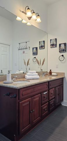 4131 Las Palmas Street, Galveston, TX 77554