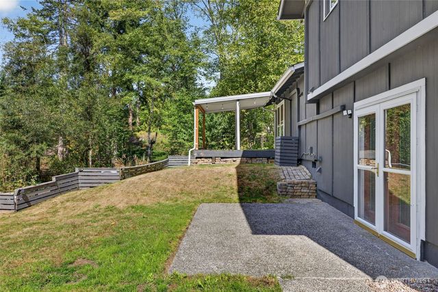 18516 46th Avenue NW, Stanwood, WA 98292