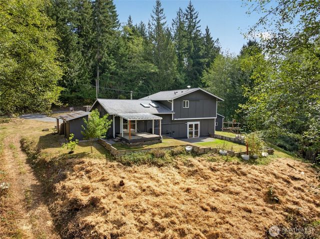 18516 46th Avenue NW, Stanwood, WA 98292