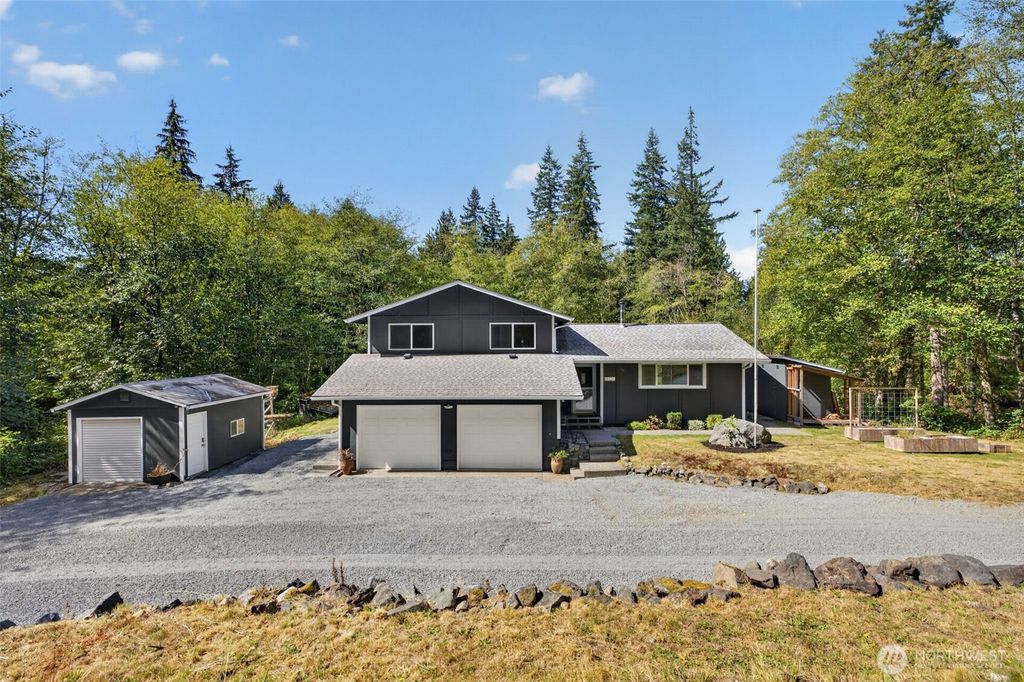 18516 46th Avenue NW, Stanwood, WA 98292