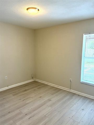 618 4TH AVENUE NE, Largo, FL 33770