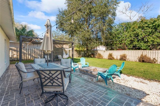 618 4TH AVENUE NE, Largo, FL 33770
