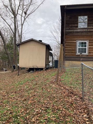 141 General Buckner Dr, Dover, TN 37058