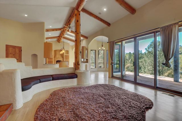 19787 Calle Toro Ln, Penn Valley, CA 95946