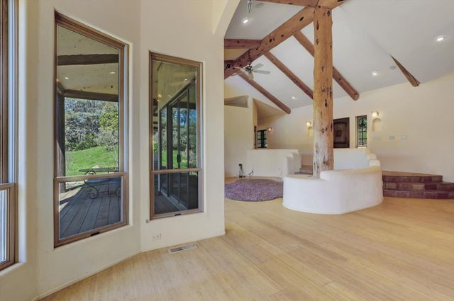 19787 Calle Toro Ln, Penn Valley, CA 95946