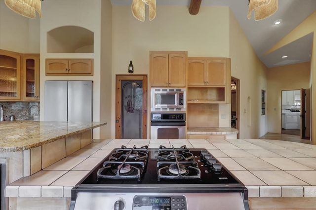 19787 Calle Toro Ln, Penn Valley, CA 95946