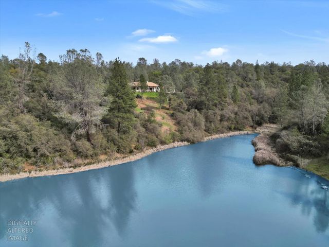 19787 Calle Toro Ln, Penn Valley, CA 95946