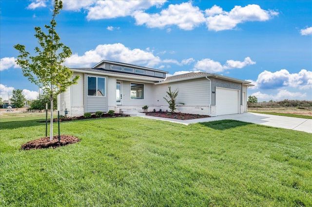 9630 W Cedar Lane, Maize, KS 67101