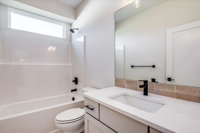 9630 W Cedar Lane, Maize, KS 67101