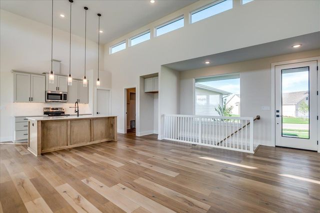 9630 W Cedar Lane, Maize, KS 67101