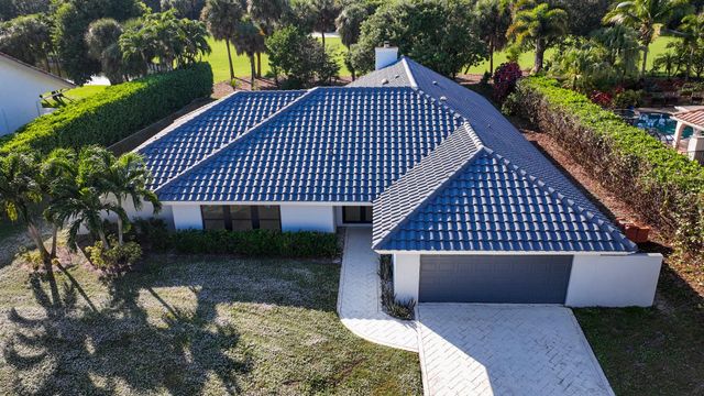17651 Foxborough Ln, Boca Raton, FL 33496