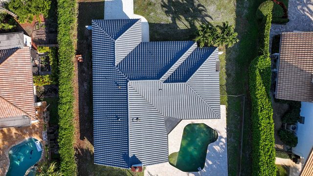 17651 Foxborough Ln, Boca Raton, FL 33496