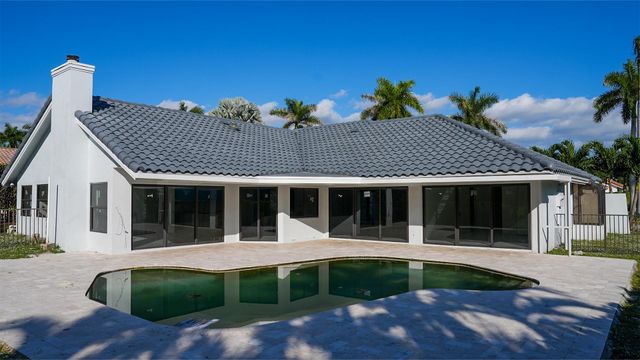 17651 Foxborough Ln, Boca Raton, FL 33496