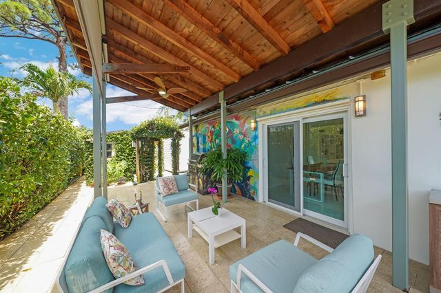 330 NE 48th Street, Oakland Park, FL 33334