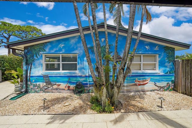330 NE 48th Street, Oakland Park, FL 33334
