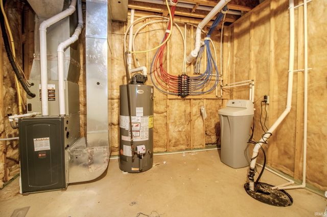 205 Norway Spruce Lane, Walkerton, IN 46574