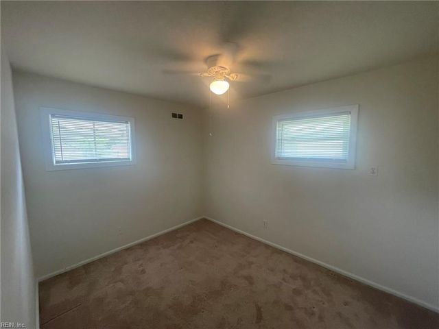 2129 Dean DR, Norfolk, VA 23518