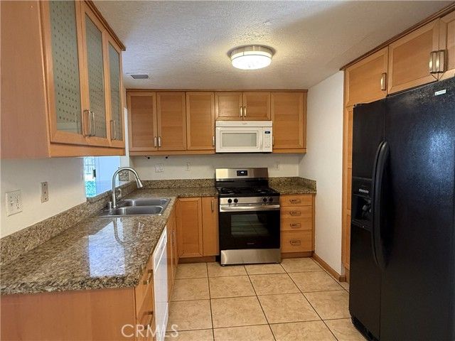 1256 Armstrong, Escondido, CA 92027