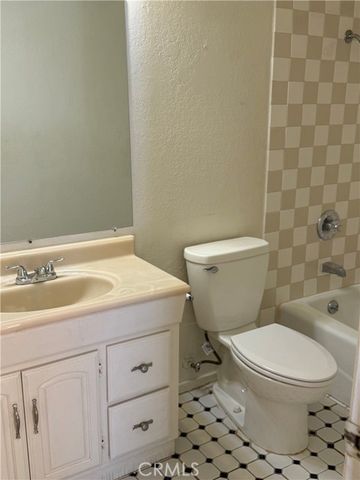 1256 Armstrong, Escondido, CA 92027