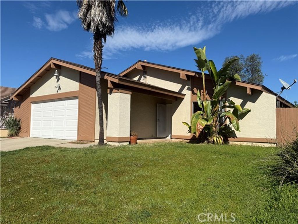 1256 Armstrong, Escondido, CA 92027