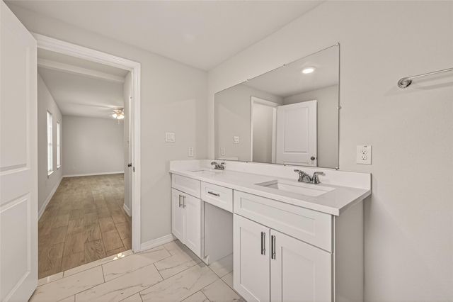 3710 Daphne Street, Houston, TX 77021