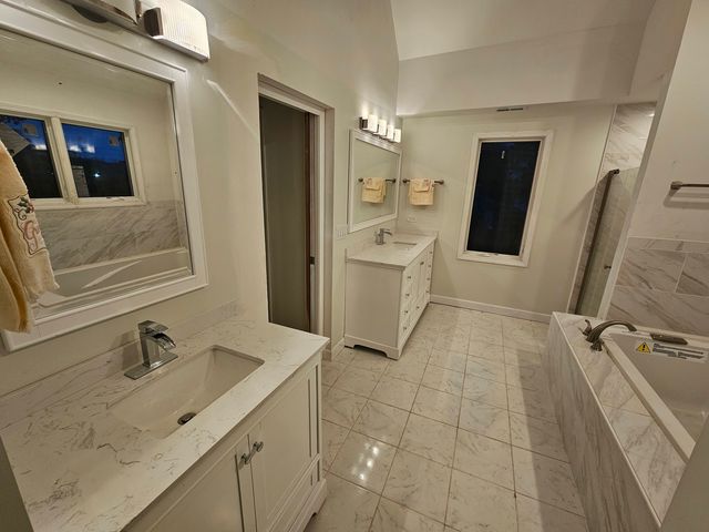 30 Danada Drive, Wheaton, IL 60189