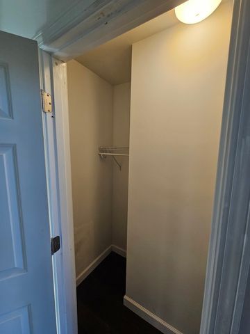 30 Danada Drive, Wheaton, IL 60189