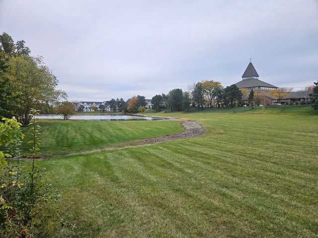 30 Danada Drive, Wheaton, IL 60189