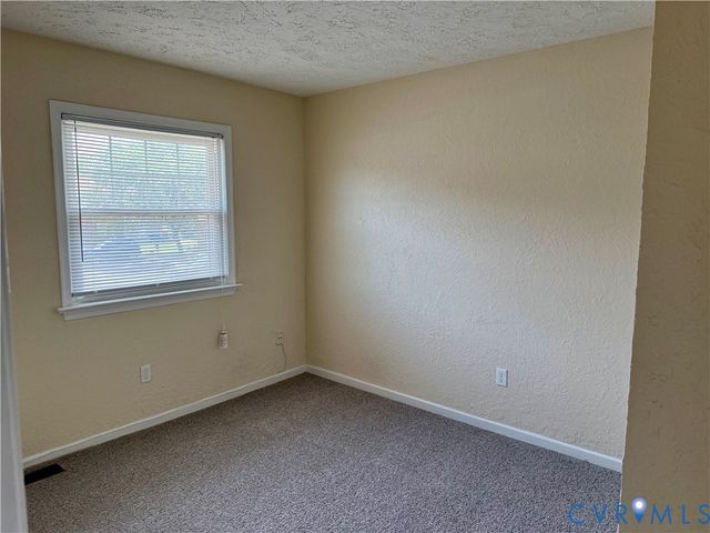 233 Knightsmanor Ct, Henrico, VA 23227