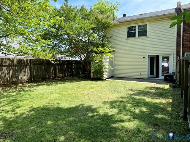 233 Knightsmanor Ct, Henrico, VA 23227