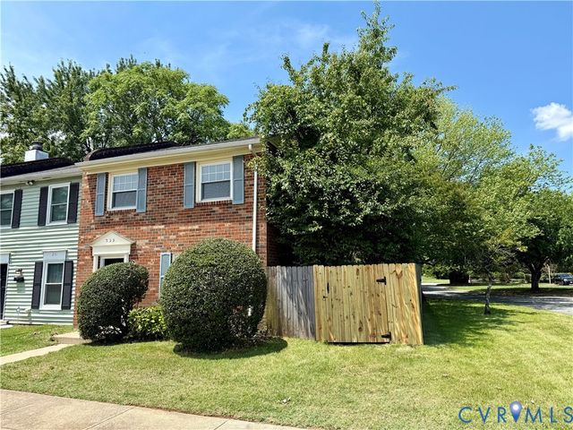 233 Knightsmanor Ct, Henrico, VA 23227