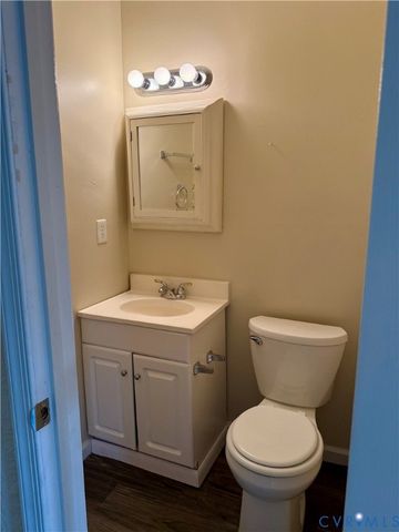 233 Knightsmanor Ct, Henrico, VA 23227