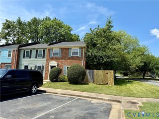 233 Knightsmanor Ct, Henrico, VA 23227
