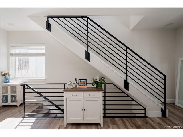 1172 S Reed Way, Lakewood, CO 80232