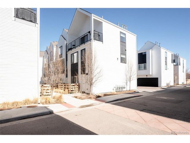 1172 S Reed Way, Lakewood, CO 80232