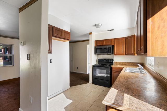 805 S STONE STREET, Deland, FL 32720