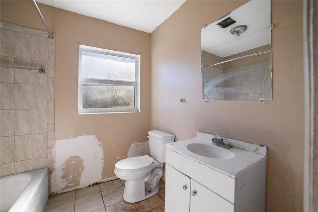 805 S STONE STREET, Deland, FL 32720