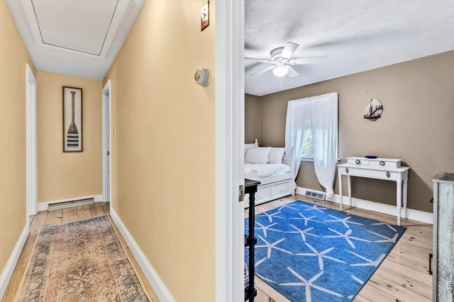 19 Pine Rock Rd, Falmouth, MA 02536