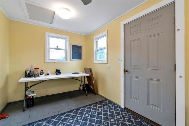 19 Pine Rock Rd, Falmouth, MA 02536