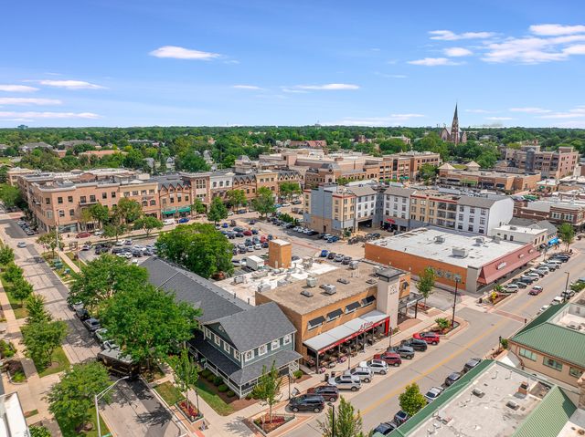 107 S Webster Street, Naperville, IL 60540