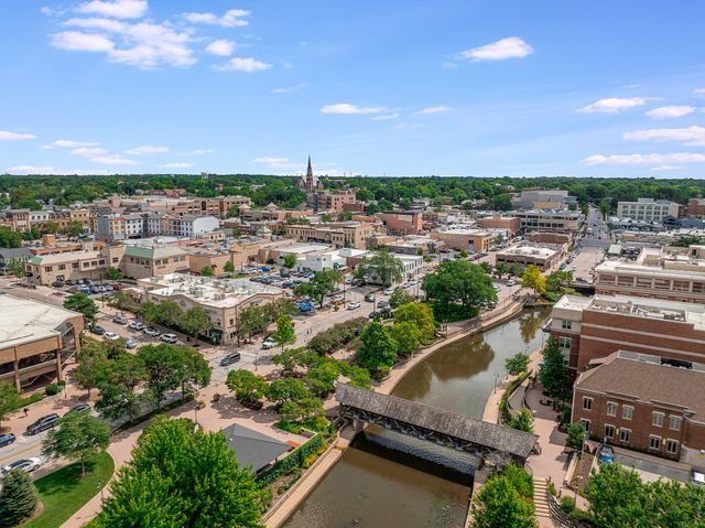 107 S Webster Street, Naperville, IL 60540