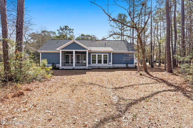 458 Genoes Point Road SW, Supply, NC 28462