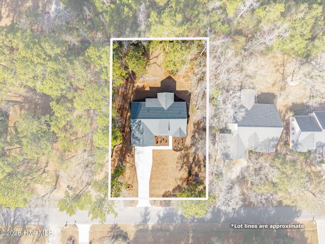 458 Genoes Point Road SW, Supply, NC 28462