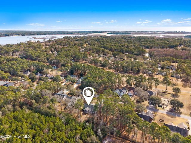 458 Genoes Point Road SW, Supply, NC 28462