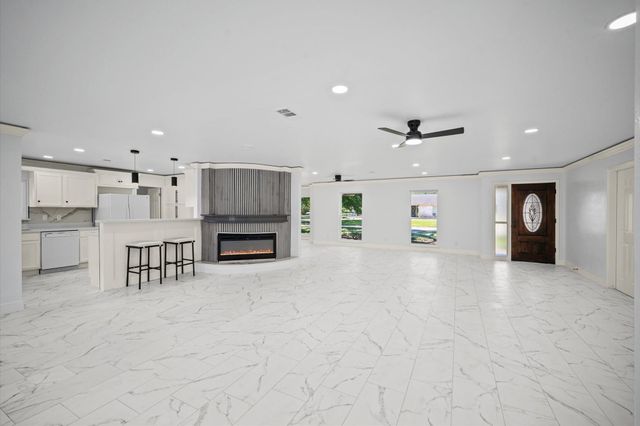 7702 Nairn Street, Houston, TX 77074